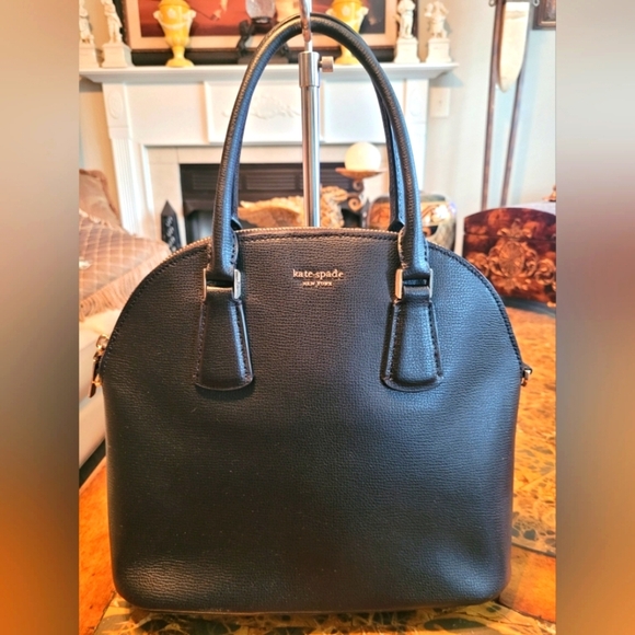 kate spade Handbags - Kate Spade Black Leather Handbag/Crossbody